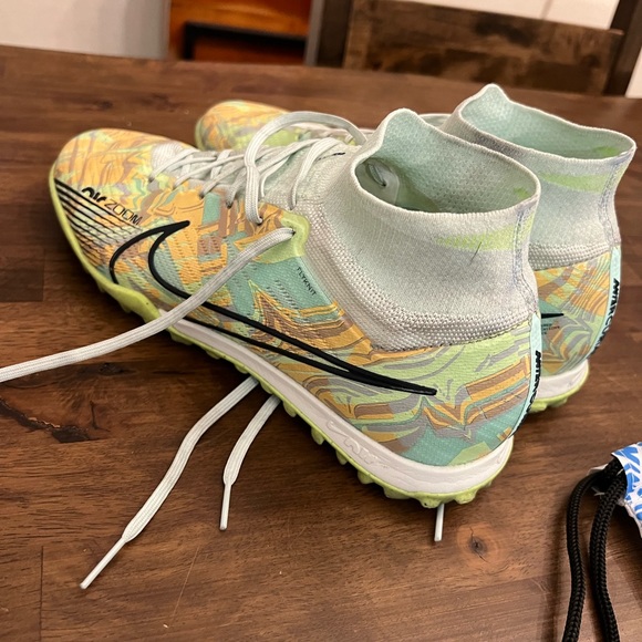 Men’s size 10 Nike Air Superfly Elite 9 Indoor Soccer Shoes - Picture 5 of 10